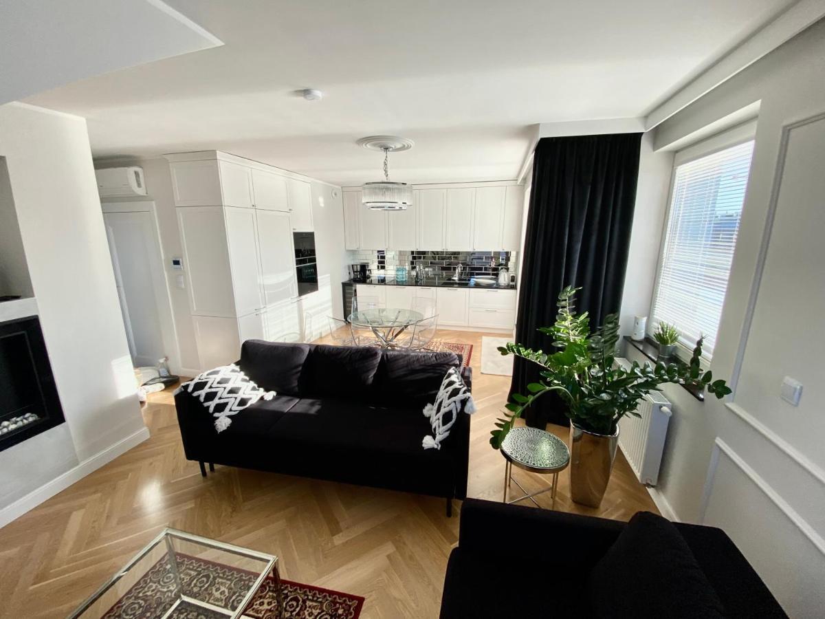Szafarnia Delux Apartment Danzig